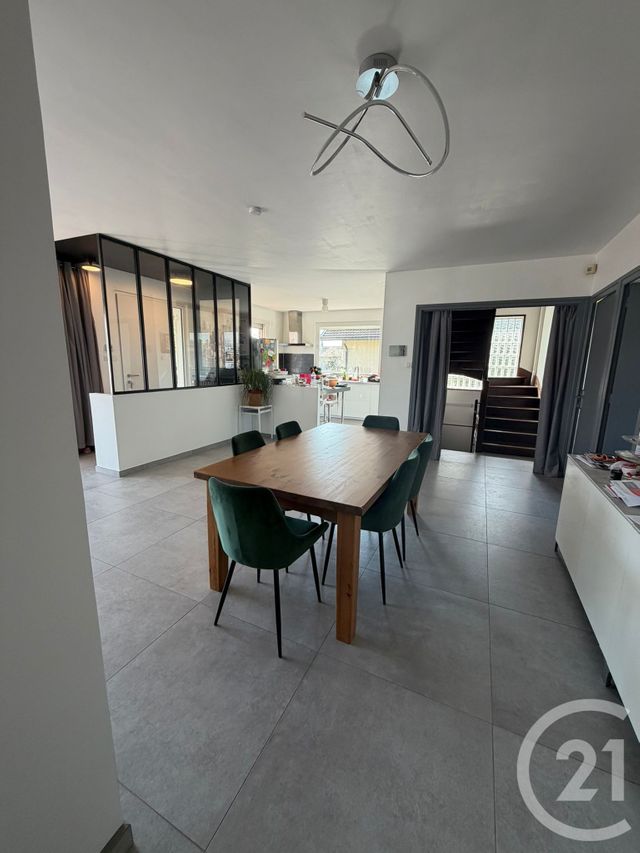 Maison &agrave; vendre - 10 pi&egrave;ces - 245,45 m2 - Meyzieu - 69 - RHONE-ALPES