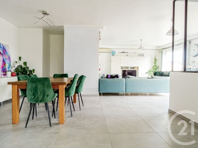 Maison &agrave; vendre - 10 pi&egrave;ces - 300 m2 - Meyzieu - 69 - RHONE-ALPES