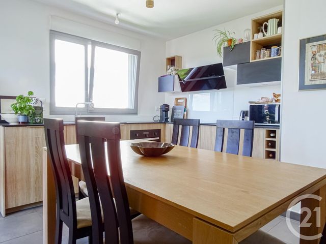 Appartement F5 &agrave; vendre - 5 pi&egrave;ces - 100,25 m2 - Lyon - 69008 - RHONE-ALPES