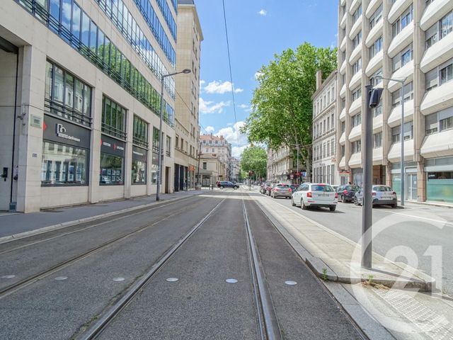 Local commercial à vendre - 80.0 m2 - 69 - Rhone