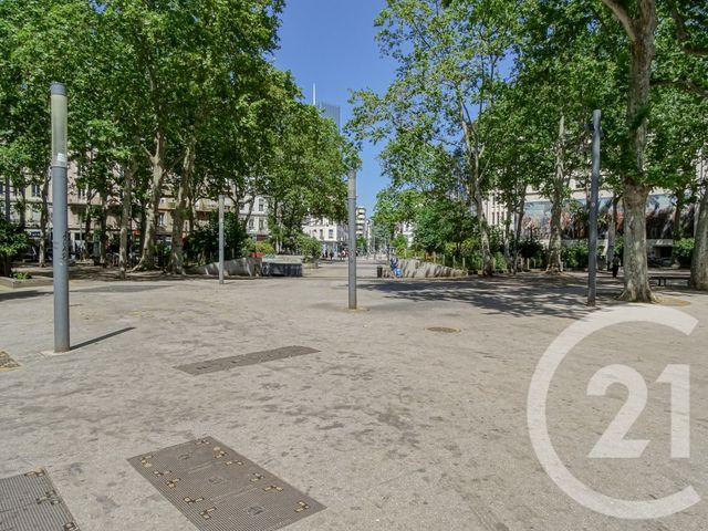 Local commercial à vendre - 80.0 m2 - 69 - Rhone