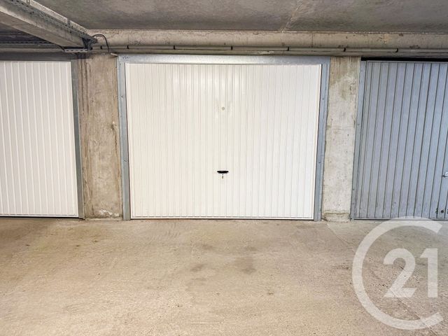 parking - LYON - 69003