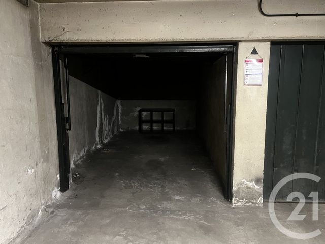 parking - LYON - 69003