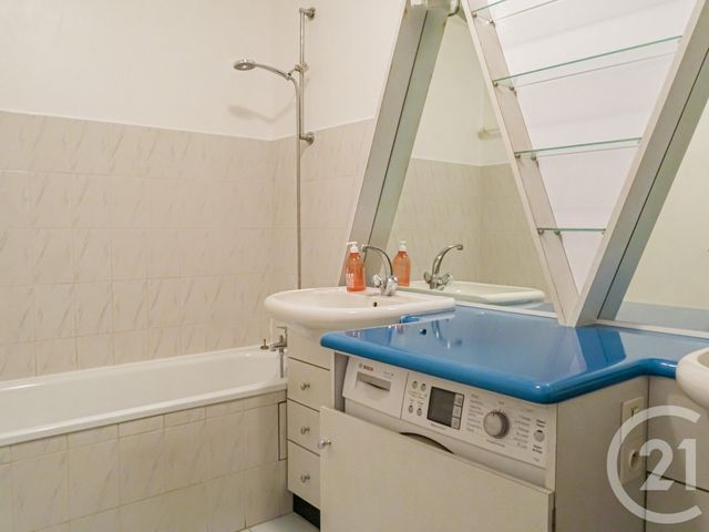 Appartement F6 &agrave; louer - 6 pi&egrave;ces - 129 m2 - Lyon - 69003 - RHONE-ALPES