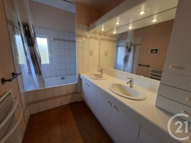 Maison à vendre - 6 pièces - 142 m2 - Vitre - 35 - BRETAGNE