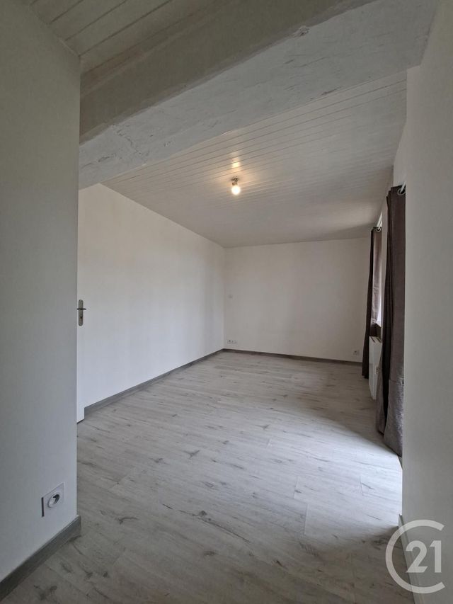 Maison &agrave; louer - 3 pi&egrave;ces - 81,42 m2 - Argentre Du Plessis - 35 - BRETAGNE