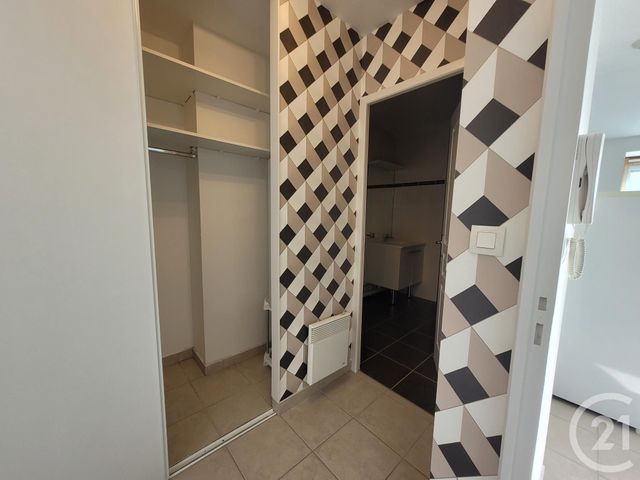 Appartement F1 &agrave; louer - 1 pi&egrave;ce - 32 m2 - Vitre - 35 - BRETAGNE