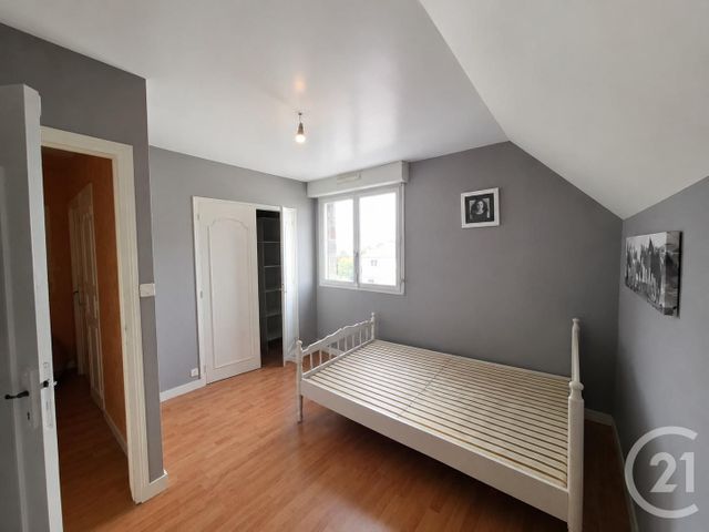 Maison &agrave; louer - 7 pi&egrave;ces - 157,94 m2 - Vitre - 35 - BRETAGNE