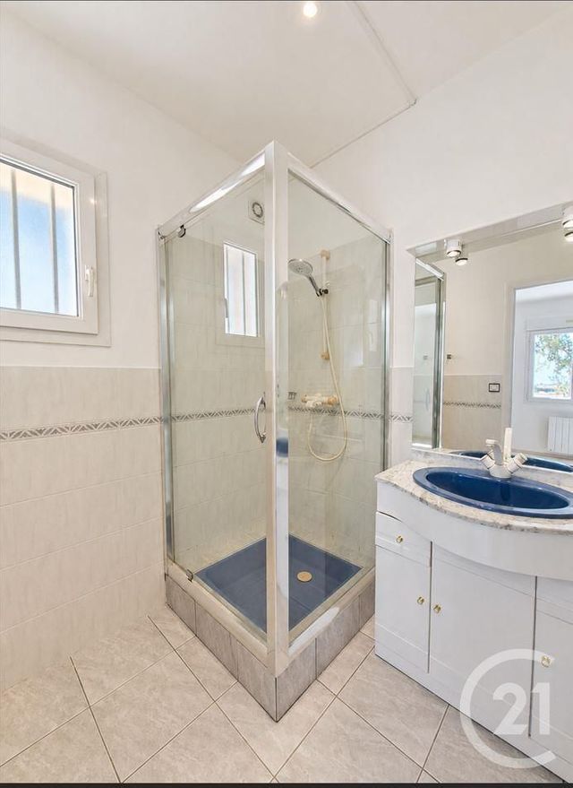 Maison &agrave; louer - 4 pi&egrave;ces - 121,50 m2 - Erbree - 35 - BRETAGNE