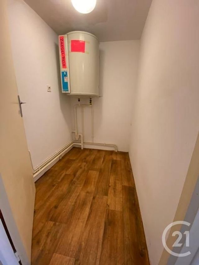 Appartement &agrave; louer - 2 pi&egrave;ces - 38,50 m2 - Vitre - 35 - BRETAGNE