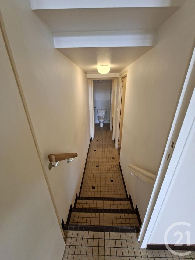 Appartement &agrave; louer - 2 pi&egrave;ces - 38,50 m2 - Vitre - 35 - BRETAGNE