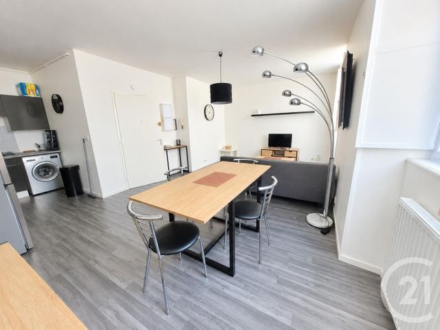 Appartement F2 &agrave; louer - 2 pi&egrave;ces - 45,99 m2 - Vitre - 35 - BRETAGNE