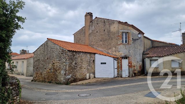 Maison à vendre - 2 pièces - 74,70 m2 - Talmont St Hilaire - 85 - PAYS-DE-LOIRE