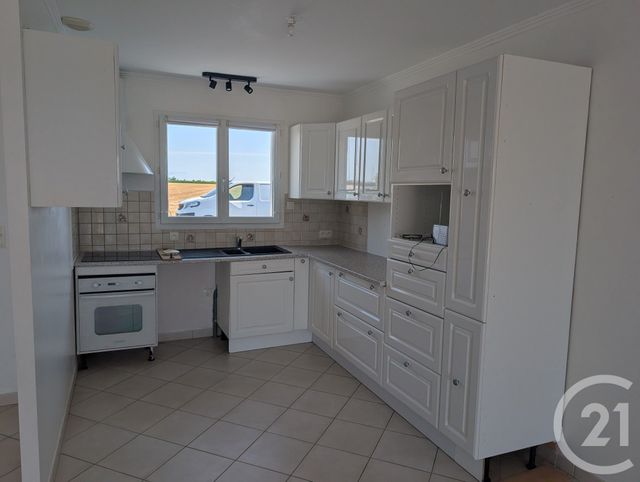 Maison &agrave; louer - 4 pi&egrave;ces - 96,50 m2 - Talmont St Hilaire - 85 - PAYS-DE-LOIRE