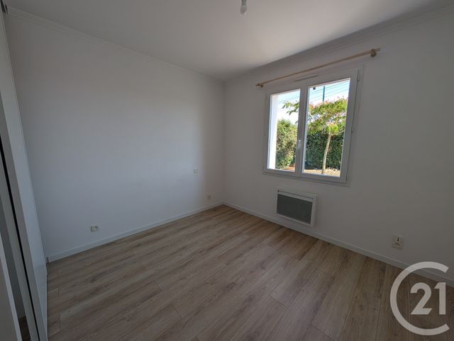 Maison &agrave; louer - 4 pi&egrave;ces - 96,50 m2 - Talmont St Hilaire - 85 - PAYS-DE-LOIRE
