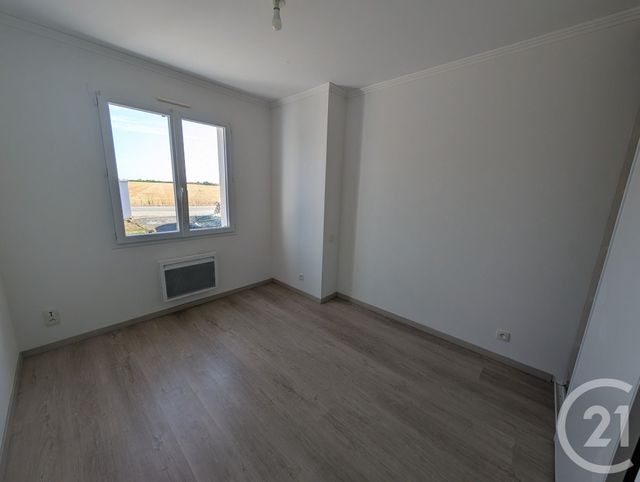 Maison &agrave; louer - 4 pi&egrave;ces - 96,50 m2 - Talmont St Hilaire - 85 - PAYS-DE-LOIRE