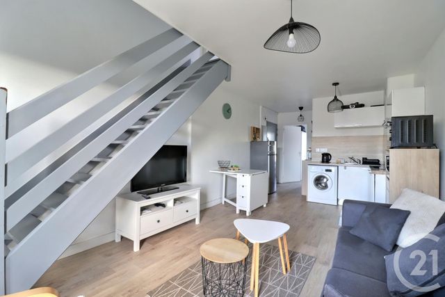 Appartement T4 à vendre - 4 pièces - 60 m2 - Le Pouliguen - 44 - PAYS-DE-LOIRE