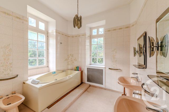 Maison &agrave; vendre - 10 pi&egrave;ces - 420 m2 - Ste Luce Sur Loire - 44 - PAYS-DE-LOIRE