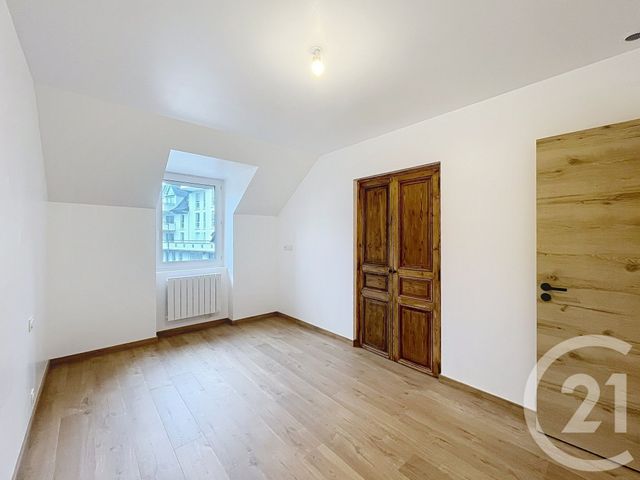 Appartement T4 &agrave; louer - 4 pi&egrave;ces - 63,03 m2 - La Baule - 44 - PAYS-DE-LOIRE