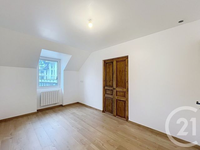 Appartement T4 &agrave; louer - 4 pi&egrave;ces - 63,03 m2 - La Baule - 44 - PAYS-DE-LOIRE