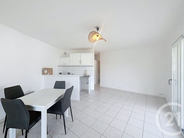 Appartement F2 &agrave; louer - 2 pi&egrave;ces - 36,74 m2 - La Baule - 44 - PAYS-DE-LOIRE