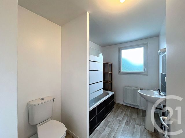 Maison &agrave; louer - 4 pi&egrave;ces - 78,20 m2 - La Baule - 44 - PAYS-DE-LOIRE