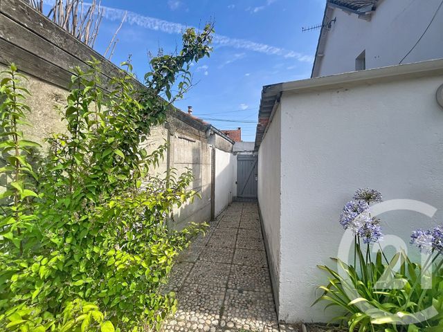 Appartement F3 &agrave; louer - 3 pi&egrave;ces - 58,12 m2 - La Baule - 44 - PAYS-DE-LOIRE