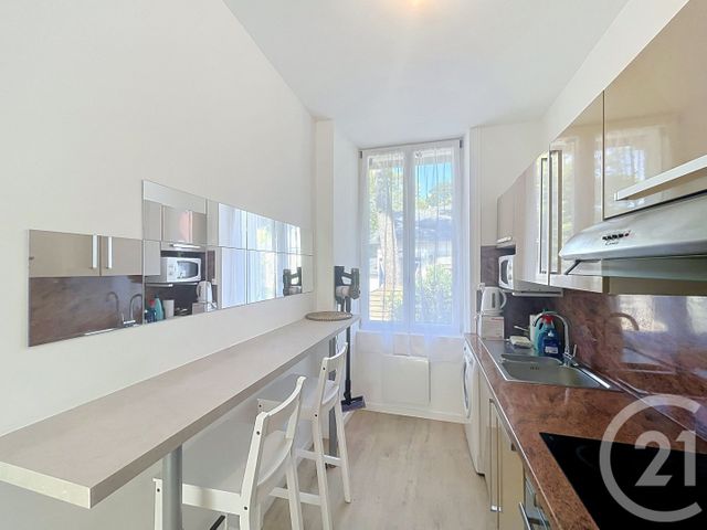 Appartement F3 &agrave; louer - 3 pi&egrave;ces - 45,54 m2 - La Baule - 44 - PAYS-DE-LOIRE