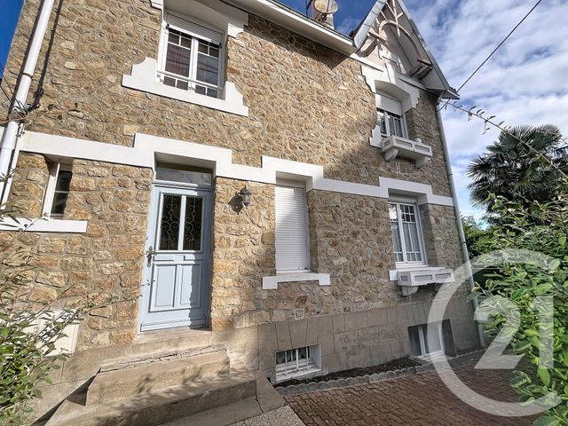 Appartement F4 &agrave; louer - 4 pi&egrave;ces - 72,87 m2 - La Baule - 44 - PAYS-DE-LOIRE