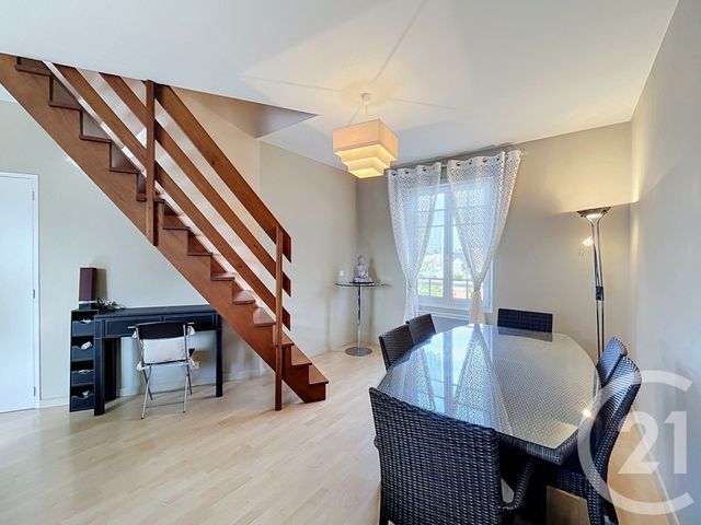 Appartement F4 &agrave; louer - 4 pi&egrave;ces - 72,87 m2 - La Baule - 44 - PAYS-DE-LOIRE