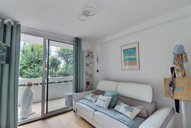 Appartement T4 à vendre - 4 pièces - 82,27 m2 - La Baule - 44 - PAYS-DE-LOIRE