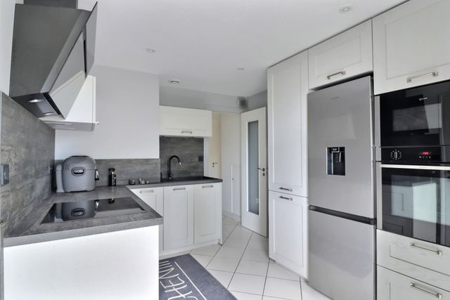 Appartement T4 à vendre - 4 pièces - 82,27 m2 - La Baule - 44 - PAYS-DE-LOIRE