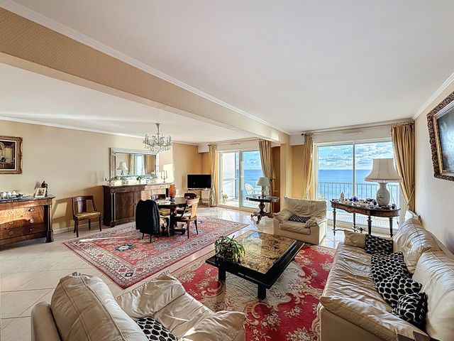 Appartement F4 à vendre - 4 pièces - 94,80 m2 - La Baule Escoublac - 44 - PAYS-DE-LOIRE