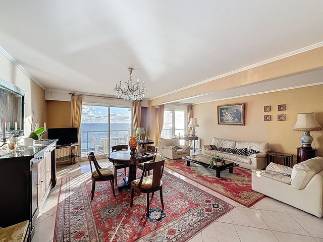 Appartement F4 à vendre - 4 pièces - 94,80 m2 - La Baule Escoublac - 44 - PAYS-DE-LOIRE