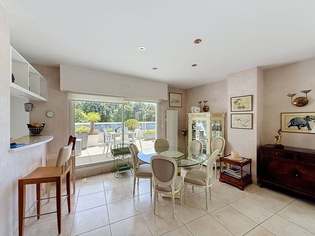 Appartement T4 &agrave; vendre - 4 pi&egrave;ces - 84,63 m2 - La Baule - 44 - PAYS-DE-LOIRE