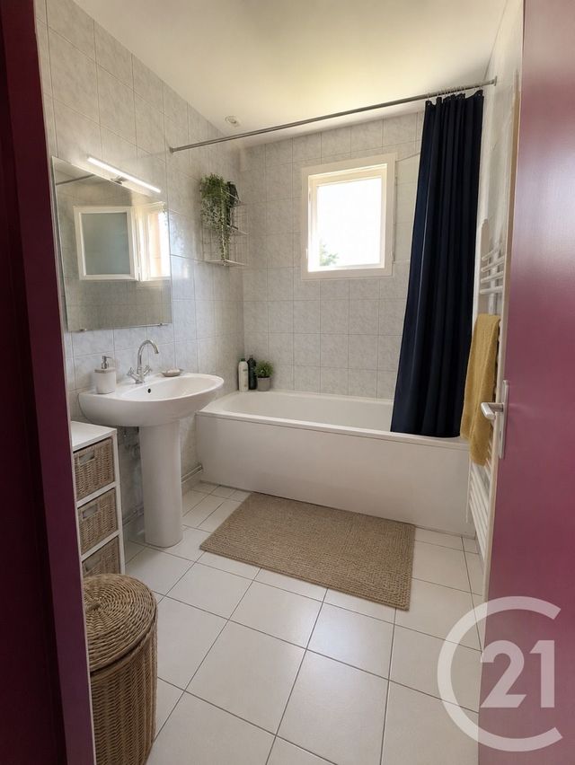 Maison &agrave; louer - 4 pi&egrave;ces - 77 m2 - Erbray - 44 - PAYS-DE-LOIRE