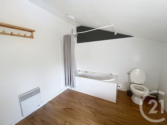 Maison &agrave; louer - 3 pi&egrave;ces - 58 m2 - Les Touches - 44 - PAYS-DE-LOIRE