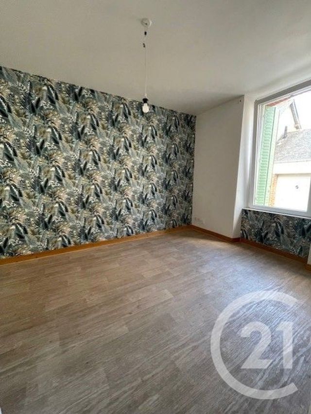 Maison &agrave; louer - 4 pi&egrave;ces - 92 m2 - Chateaubriant - 44 - PAYS-DE-LOIRE