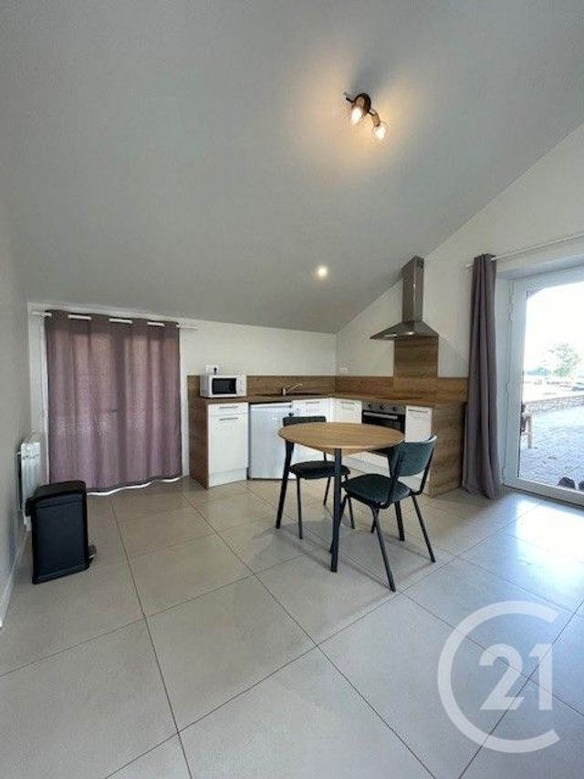Appartement 1 pièce 38 m² · à Martigné-Ferchaud · 38,1 m² · 690 €/mois
