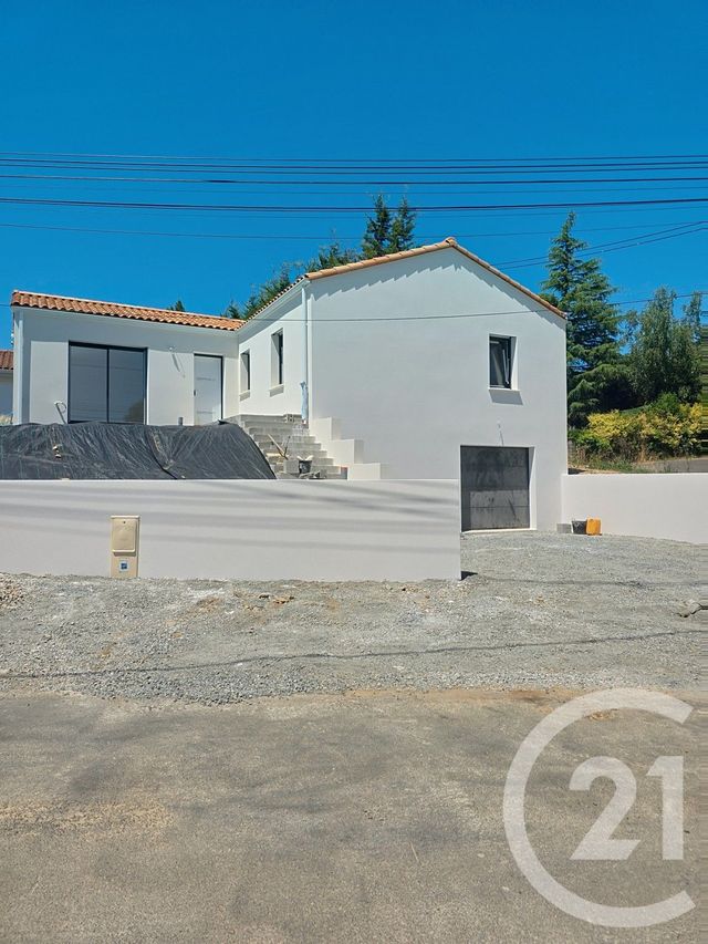 Maison à vendre - 4 pièces - 100,52 m2 - St Philbert De Grand Lieu - 44 - PAYS-DE-LOIRE