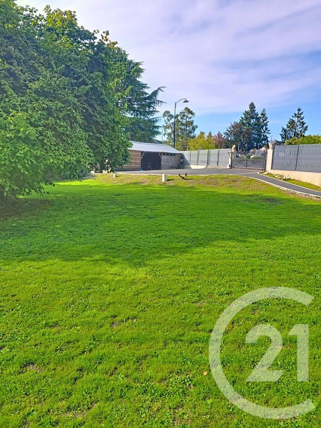 terrain - RIAILLE - 44