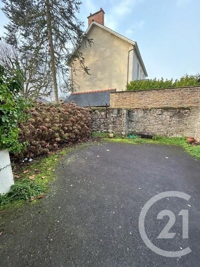 Appartement Studio &agrave; louer - 1 pi&egrave;ce - 34 m2 - Chateaubriant - 44 - PAYS-DE-LOIRE