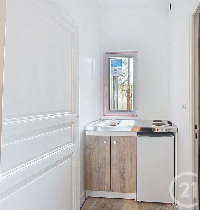 Appartement Studio &agrave; louer - 1 pi&egrave;ce - 19 m2 - Chateaubriant - 44 - PAYS-DE-LOIRE