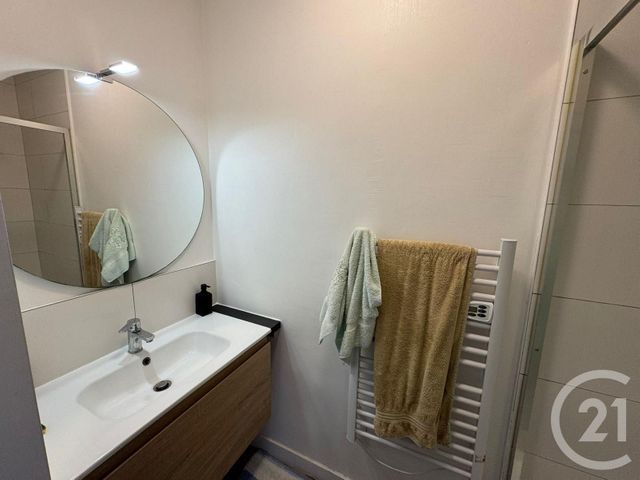 Appartement T2 &agrave; louer - 2 pi&egrave;ces - 37 m2 - Chateaubriant - 44 - PAYS-DE-LOIRE