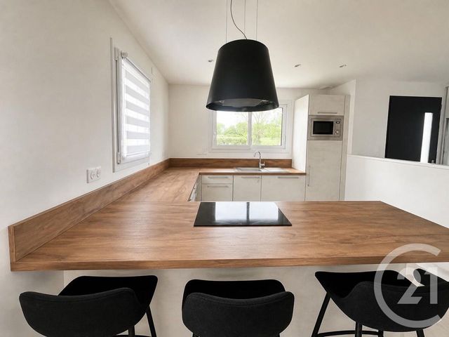 Maison &agrave; louer - 4 pi&egrave;ces - 81,95 m2 - Erbray - 44 - PAYS-DE-LOIRE