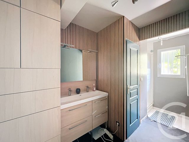 Maison à vendre - 8 pièces - 175 m2 - Douvres La Delivrande - 14 - BASSE-NORMANDIE