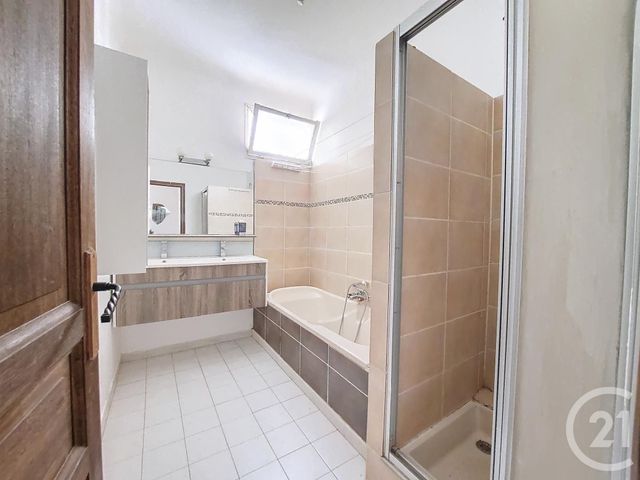 Appartement F4 à vendre - 5 pièces - 106,04 m2 - Sete - 34 - LANGUEDOC-ROUSSILLON