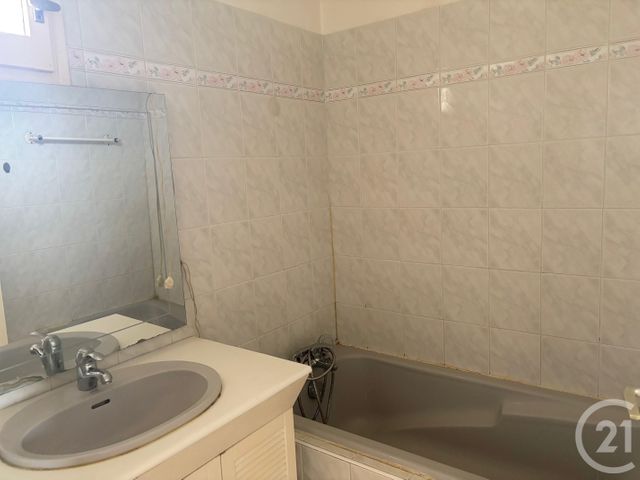 Appartement F4 à vendre - 5 pièces - 82,52 m2 - Sete - 34 - LANGUEDOC-ROUSSILLON