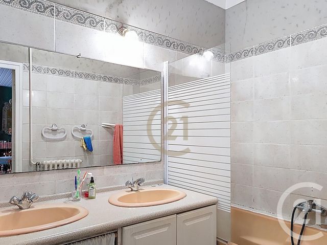 Appartement F4 à vendre - 4 pièces - 99 m2 - Sete - 34 - LANGUEDOC-ROUSSILLON