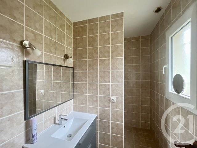 Maison &agrave; vendre - 4 pi&egrave;ces - 78,35 m2 - St Pierre D Oleron - 17 - POITOU-CHARENTES